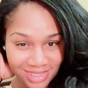 Meet your Posher, Brandi